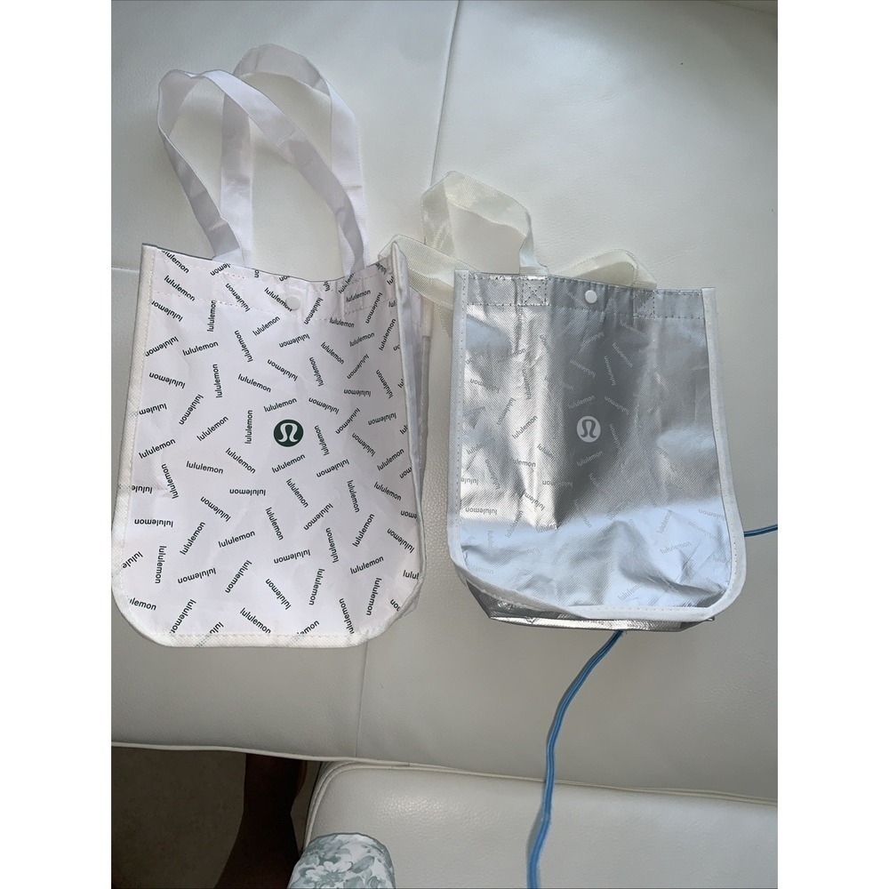 Lululemon Reusable Totes 1 Small 1 Large SIZE . WHITE And Gray